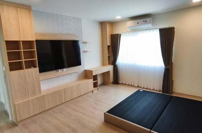 House with Shared Pool in Bangnatrad 